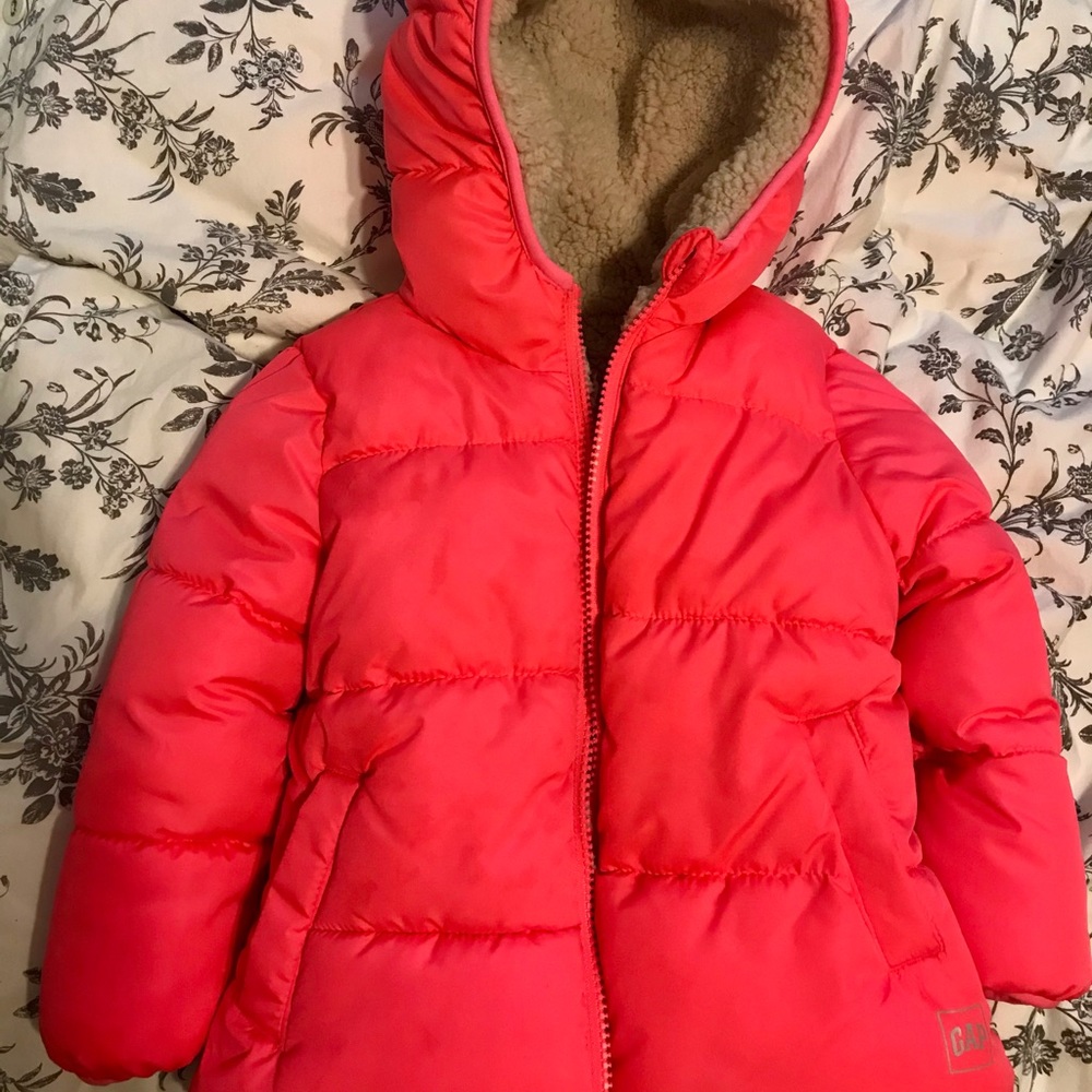 Toddler girls GAP down jacket